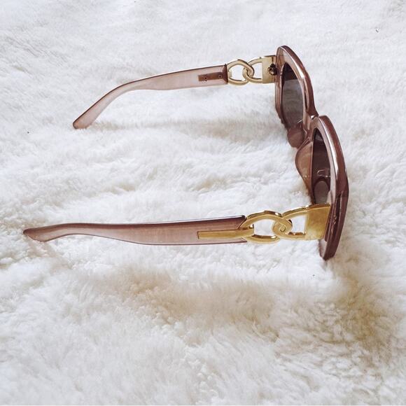 Camille Clear Tan Oversized Square Sunglasses - Picture 7 of 10